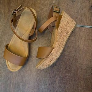 Brown wedges size 9